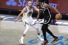 快船伦纳德调整合同，NBA决策影响球队未来及奢侈税问题